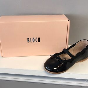 NWT Bloch Toddler black shoes size 8.5